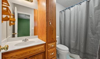 108 Kenton Dr, Bardstown, KY 40004