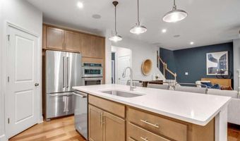 74 Fairway Dr, Acworth, GA 30101