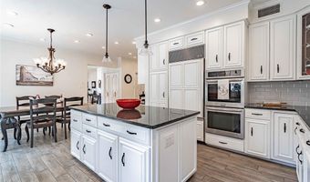 1487 Shelburne Ct, Allentown, PA 18104