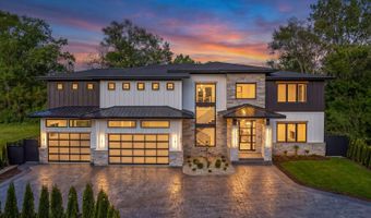 1801 N Clarence Ave, Arlington Heights, IL 60004