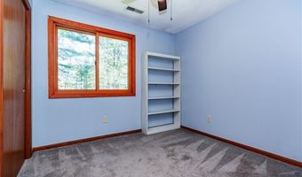 173 Whaley Hollow Rd, Coventry, RI 02891