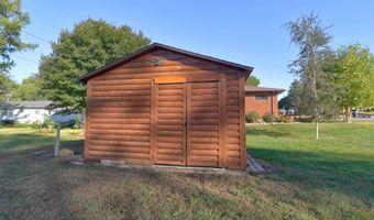 201 4th St, Armstrong, IA 50514