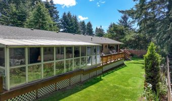 1099 PARKVIEW Dr, Brookings, OR 97415