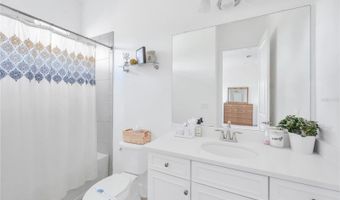 832 MANNS HARBOR Dr, Apollo Beach, FL 33572