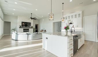 109 Ambrosia Ln, Heath, TX 75032