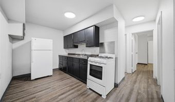 111-121 Locust St, Ambridge, PA 15003