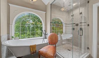 219 Ridgefield St, Bentonville, AR 72712
