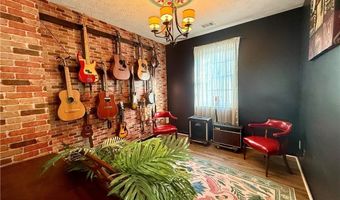 968 Windcroft Cir NW, Acworth, GA 30101