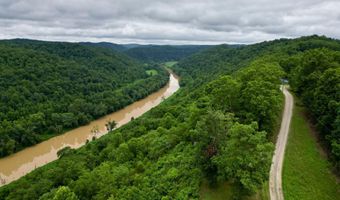 301 T Estes Rd, Beattyville, KY 41311