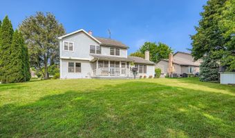 1967 N Woodland Ln, Arlington Heights, IL 60004