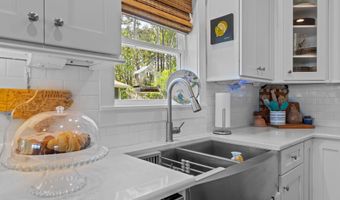 215 River Rd, Arapahoe, NC 28510