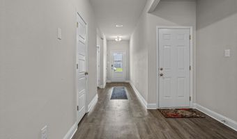 5529 Overland Dr, Biloxi, MS 39532