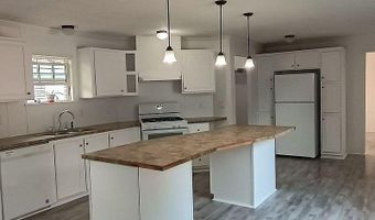 411 S Grover Ave, Alma, MI 48801