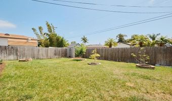 1713 Stewart St, Oceanside, CA 92054