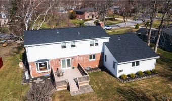 288 W Maplemere Rd, Amherst, NY 14221