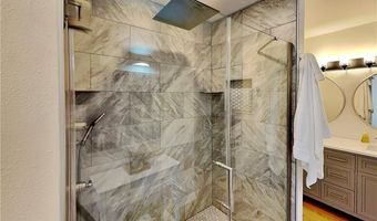 2904 Red Haven St, Bentonville, AR 72712