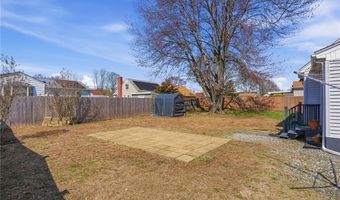 514 Killingly St, Johnston, RI 02919