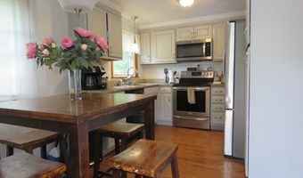 28 Savoy St, Billerica, MA 01862