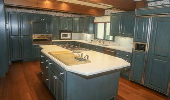 189 Crane Hollow Rd, Bethlehem, CT 06751