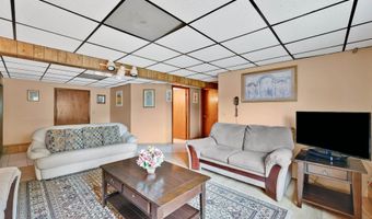 93 Burnham St, Berlin, CT 06037