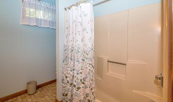 25 Linderhof Strauss Rd, Bartlett, NH 03812