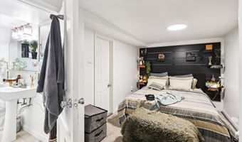14 SEATON Pl NW, Washington, DC 20001