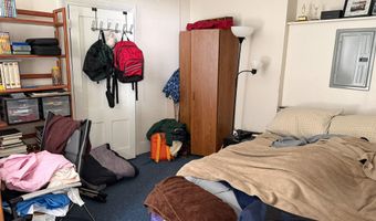 64 Division St, Bangor, ME 04401