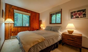 12 Bayberry Dr, Becket, MA 01223