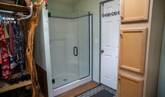 7190 E Red Barrel Rd, Yucca, AZ 86438