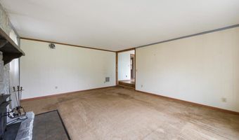 1112 Elkhorn St, Belle Fourche, SD 57717
