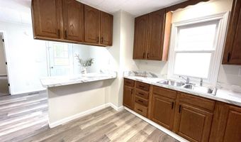 504 S Maple St, Bicknell, IN 47512