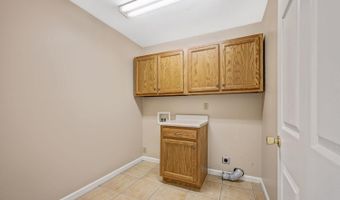 92 Chateau Blvd, Batesville, IN 47006