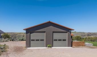 256 Snake River Dr, American Falls, ID 83211