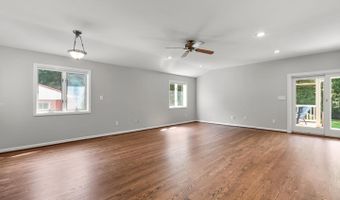 20820 CLARKSBURG Rd, Boyds, MD 20841