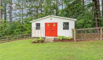 2472 Woods Stream Ln, Asheboro, NC 27205