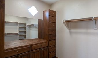 9804 BENTON St NW, Albuquerque, NM 87114