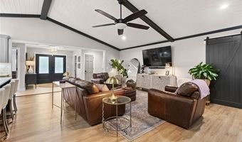 1002 NW 9th St, Bentonville, AR 72712