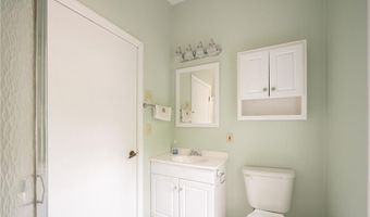 81 Wheeler Ave 2, Cranston, RI 02905