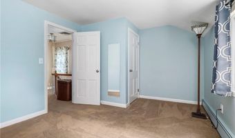 10 Roselawn Ave, North Smithfield, RI 02824