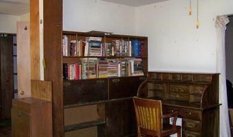 907 NW 10th St, Andrews, TX 79714