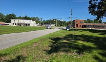 118 E Church St, Atkinson, NC 28421