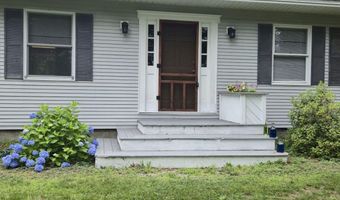411 Augusta Rd, Belgrade, ME 04917