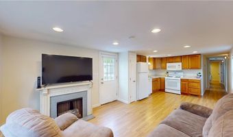 14 Krzak Rd, North Kingstown, RI 02852