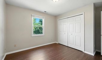 806 Deer Ridge Xing, Auburn, IN 46706