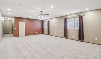 2105 6th Ave SW, Altoona, IA 50009