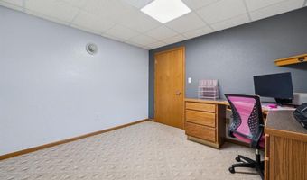 4700 Rural Oaks Dr SE, Alexandria, MN 56308