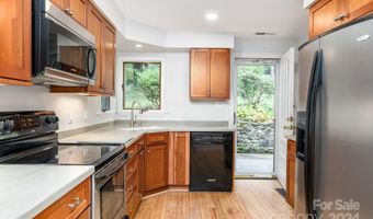 11 Spring Cove Rd, Asheville, NC 28804