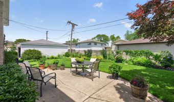 89 S Clarendon Ave, Addison, IL 60101