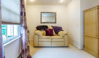 38 Mark Dr, Lincoln, RI 02865