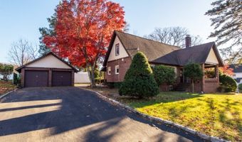 2 Hillcrest Ave, Andover, NJ 07801